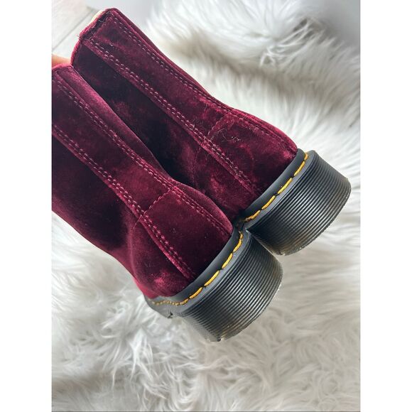 Dr. Martens Women’s Vegan 1460 Pascal Velvet Boots – 8-Eye Lace-Up Combat Boot s - Picture 6 of 8